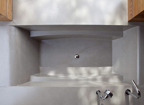 Hillside | Mill Valley | Outdoor Reading Tub